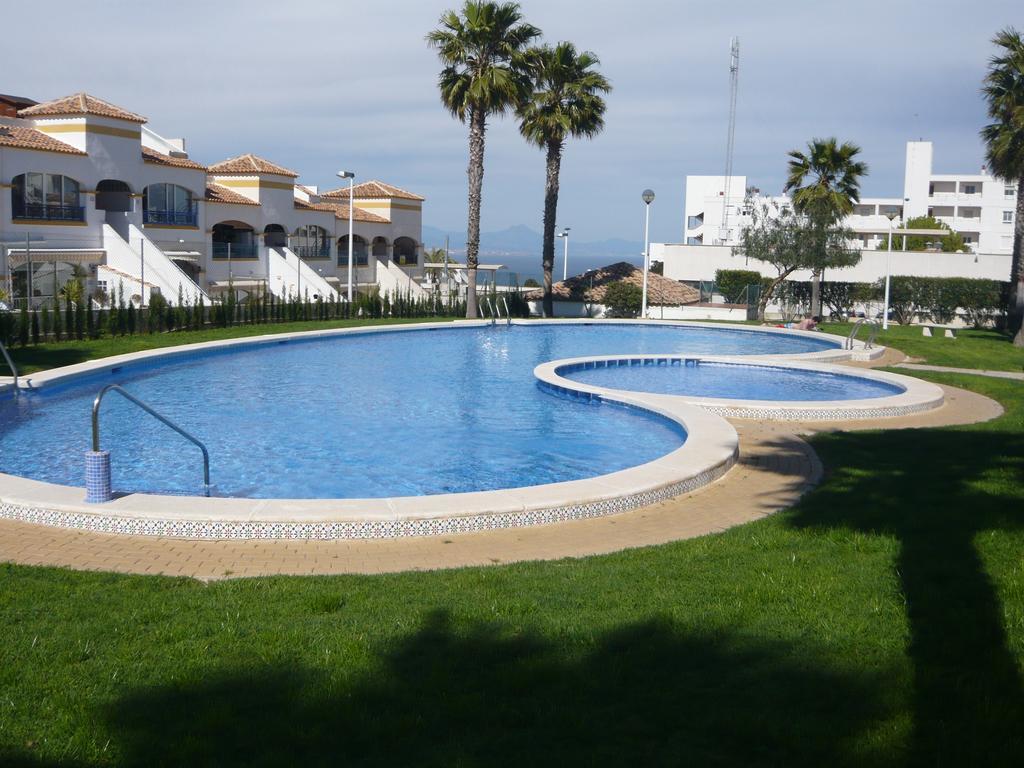 Alhambra Apartments Gran Alacant Luaran gambar